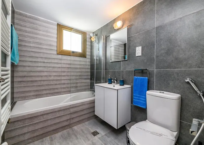 Kymma Seaview #24 Aya Napa