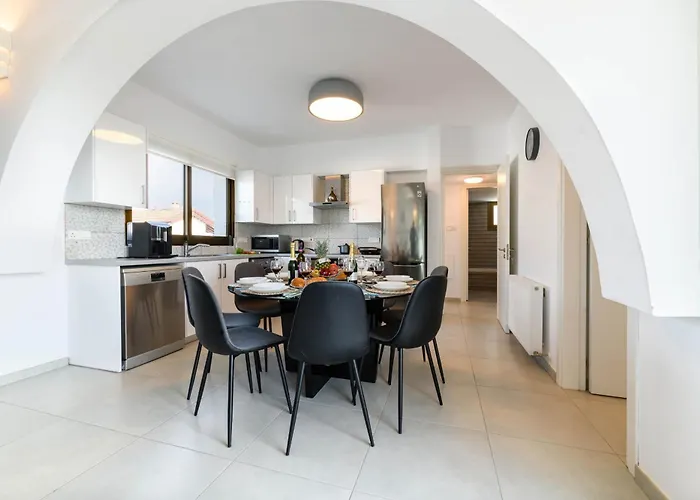 Kymma Seaview #24 Villa